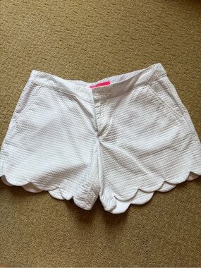 Lilly Pulitzer White Scallop-Edge High-Waist Shorts